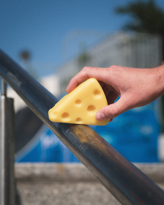 Wosk deskorolkowy w kształcie sera